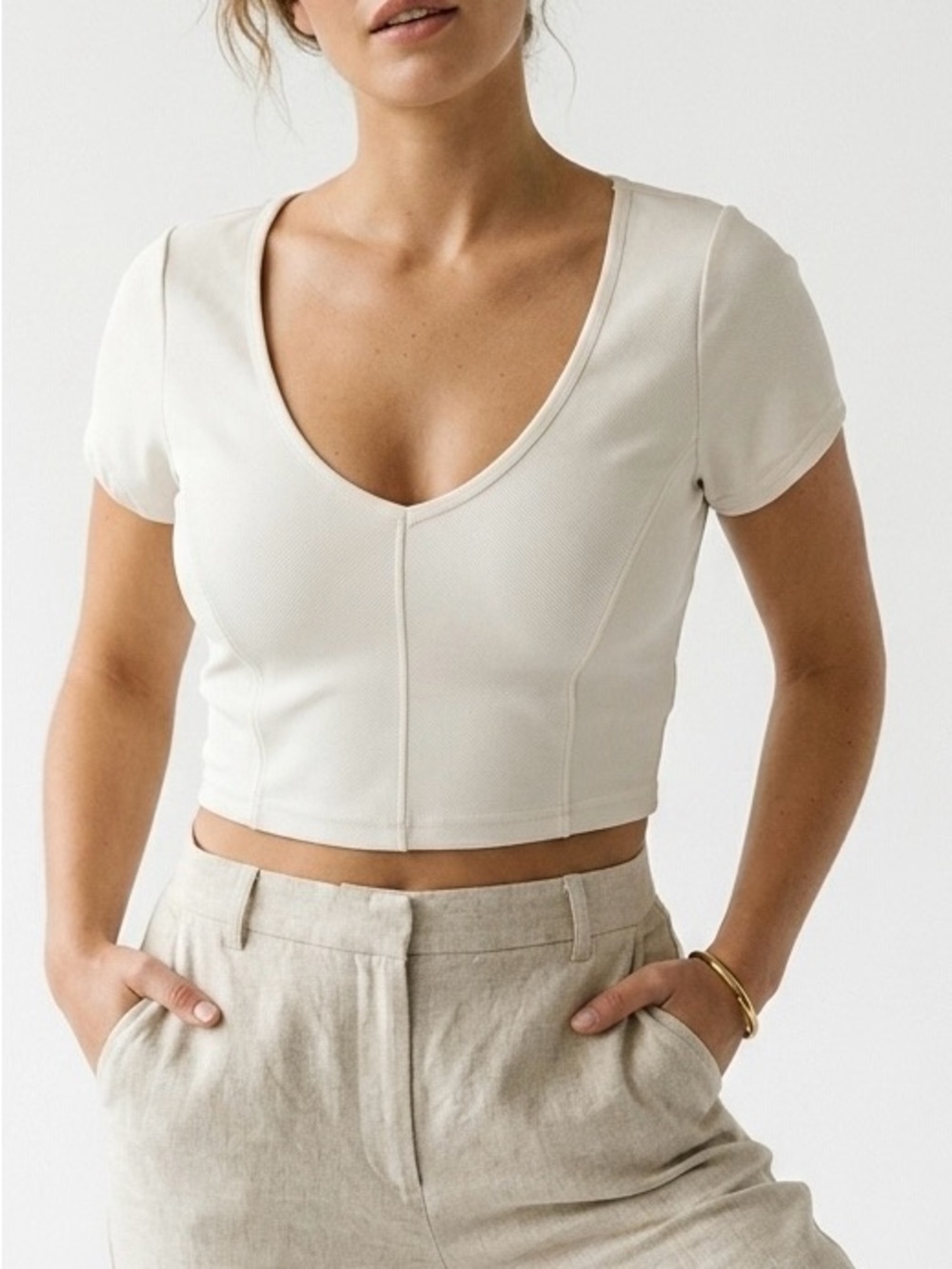 OFFLINE by Aerie Cream Real Me V Neck Corset Seam Short Sleeve Workout Crop L